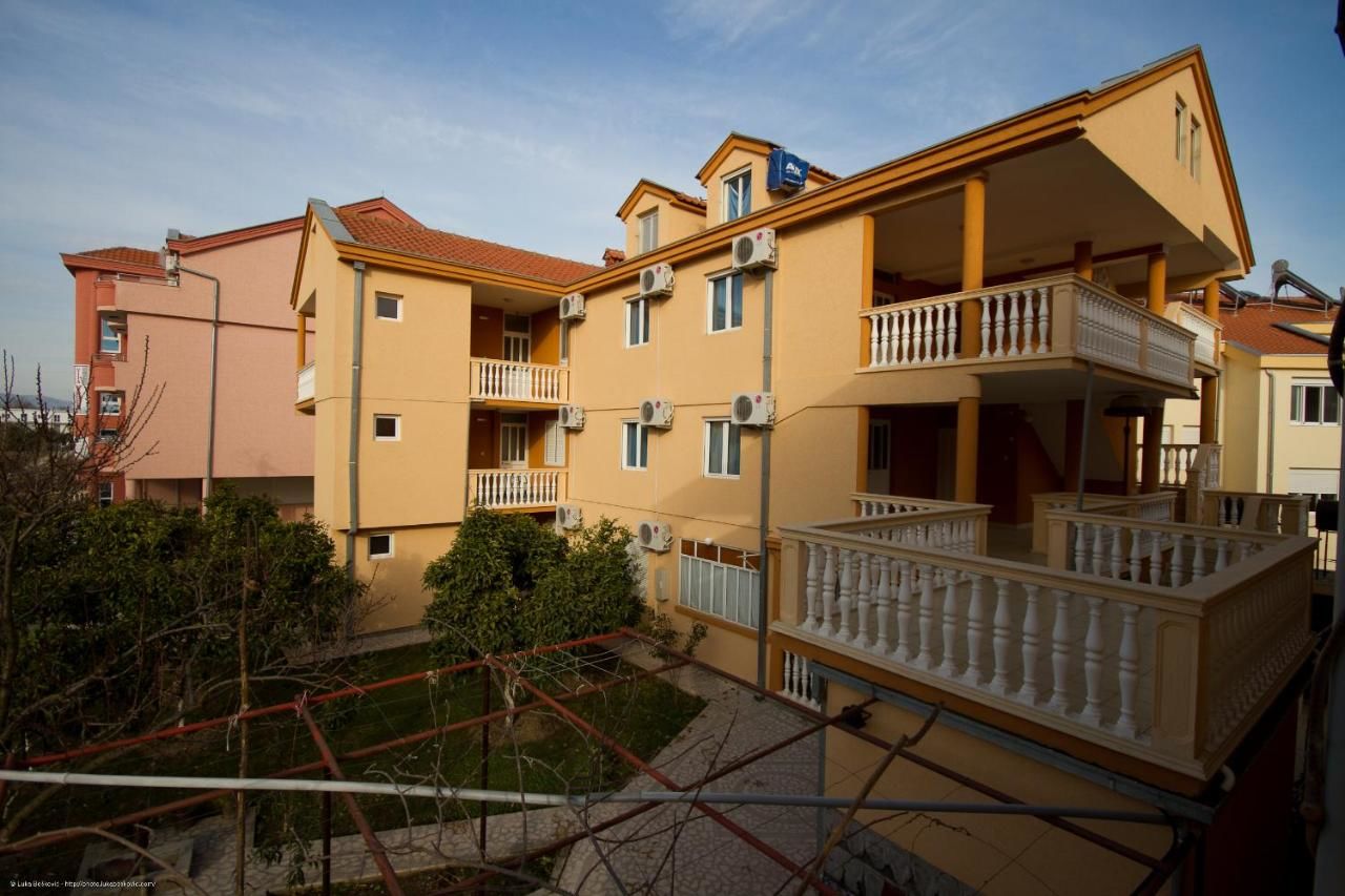 Апартаменты Apartments Dalila Улцинь-40