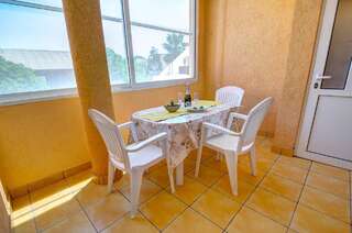 Апартаменты Apartments Dalila Улцинь Номер-студио с балконом (для 4 взрослых)-11