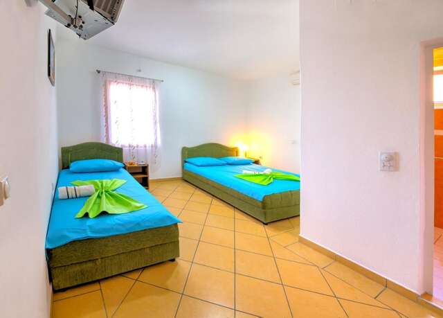Апартаменты Apartments Dalila Улцинь-45